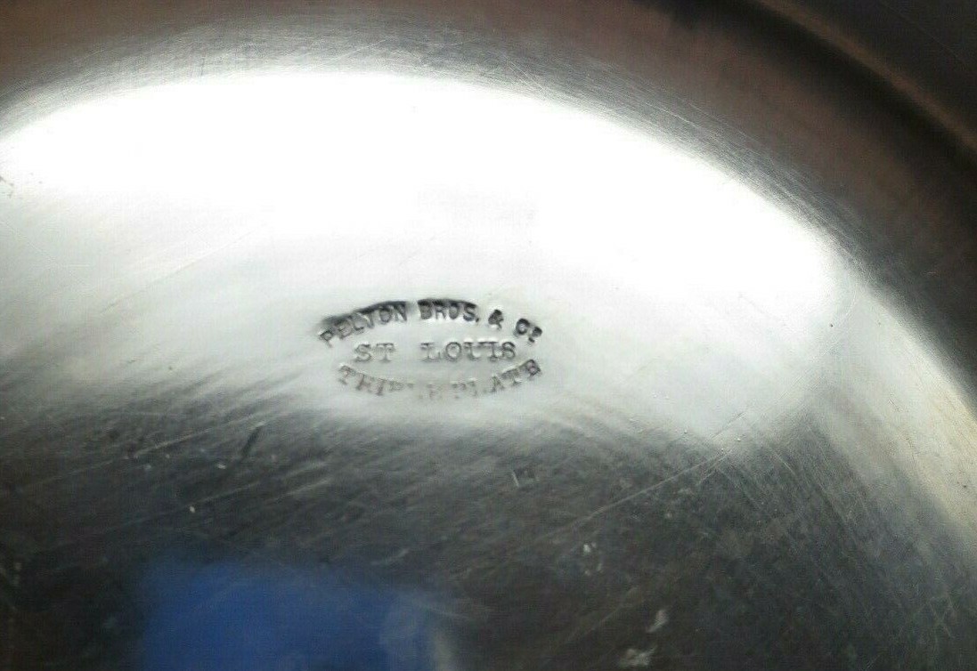 ANTIQUE PELTON BROS. & CO. ST. LOUIS TRIPLEPLATE ENGRAVED WATER PITCHER