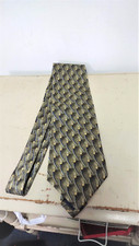 Roundtree & Yorke 100% Silk Necktie Tie Green Geometric Print NEW Made in USA