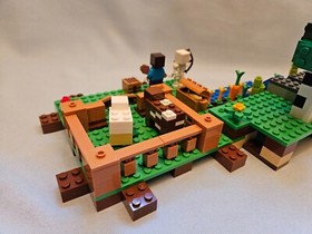 LEGO Minecraft #21114 The Farm - Complete, Figs, Instruct, No Box - DISASSEMBLED