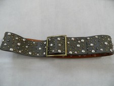 Stylish wide leather belt with studs olive size 85 Excellent ZC919