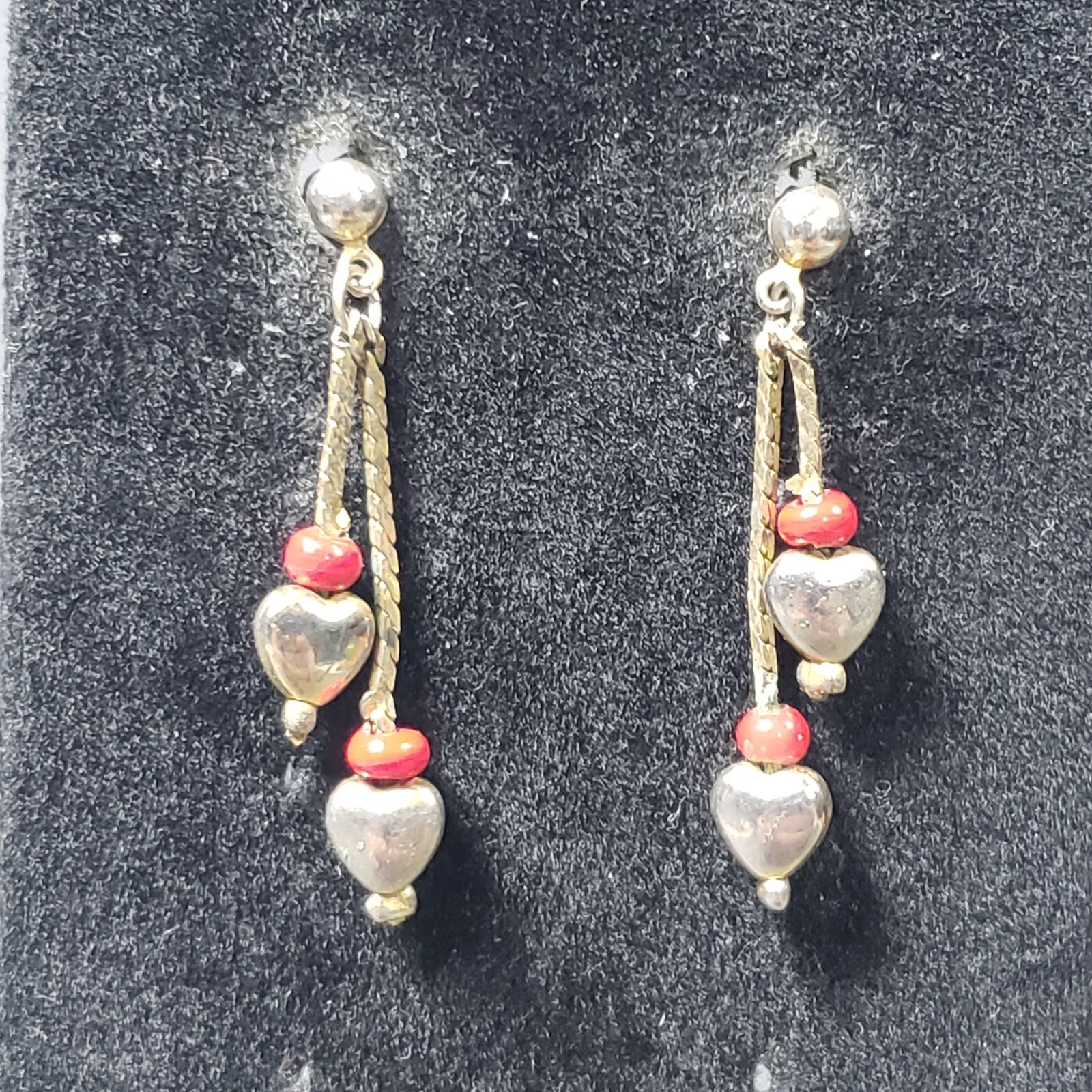 ダングルハートイヤリング ゴールドトーン ビーズ ミッドセンチュリー モダニスト ボーホー ピアス 1.25