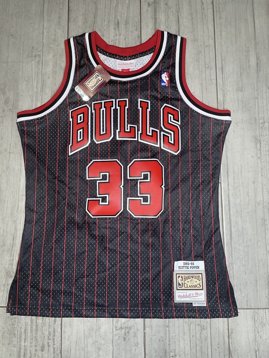新品 Mitchell&Ness BULLS 33 PIPPEN Jersey Amazon) Mitchell & Ness Chicago Bulls Pippen #33 Reversible