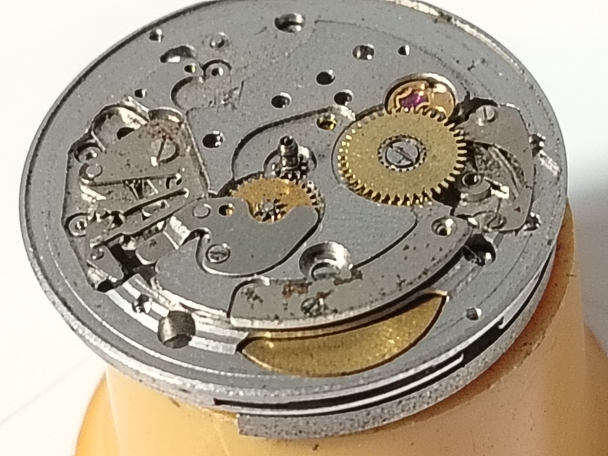 Mouvement Mécanique Zenith Calibre 2542 Incomplet - Pièce Vintage Pour Collection Ou Réparation