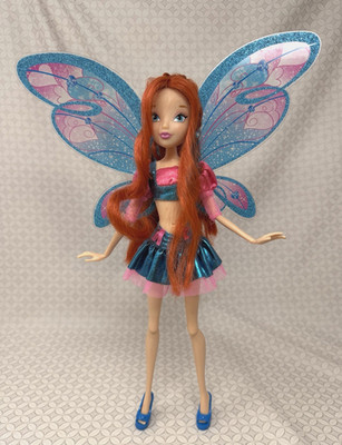 Jakks Pacific Winx Club Bloom Believix Fairy Fluttering Wings Doll 2012