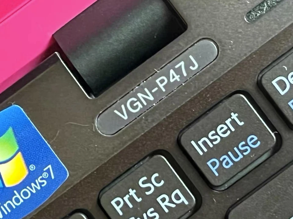 Ordenador personal portátil Sony-vgn-P47J 2G 64G con embalaje original Foto 4 de 4