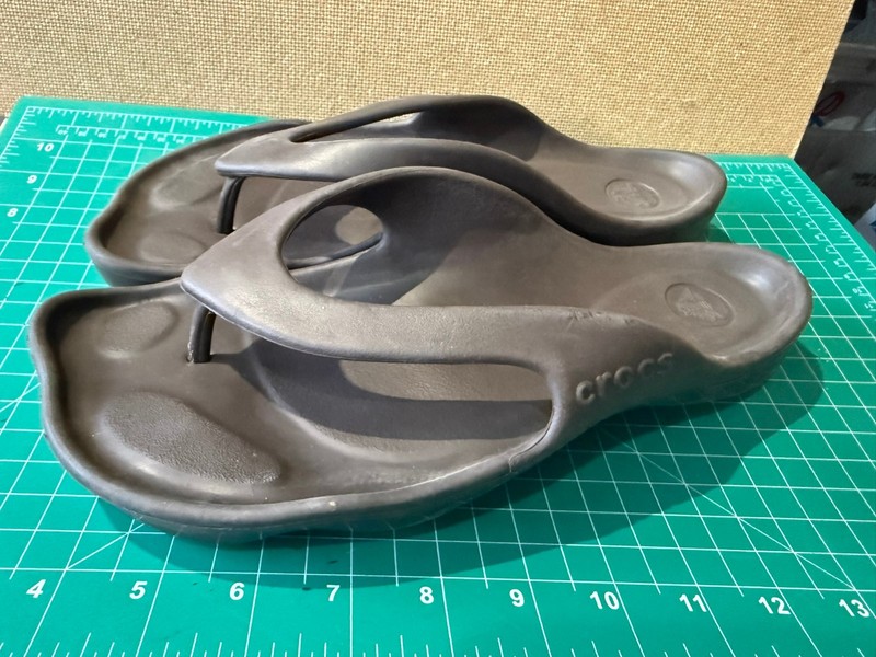 Women's Crocs ABF thong sandals,  W 10  - (P659)