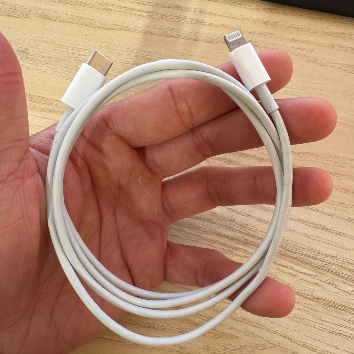 GENUINE ORIGINAL Apple iPhone 14 13 12 11 USB C to Lightning Cable
