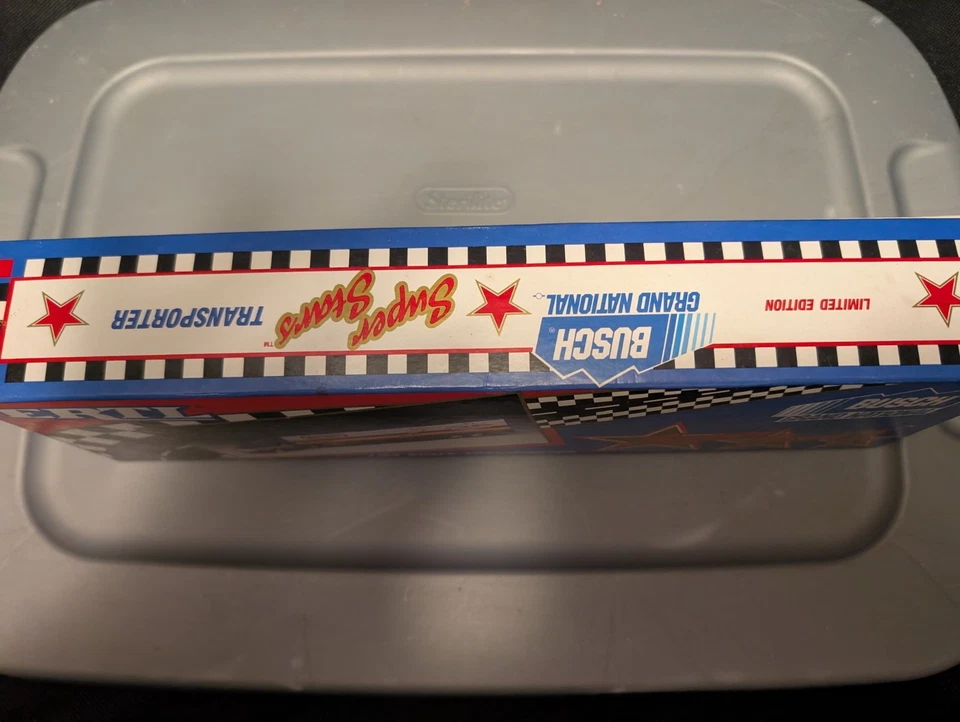 Semirremolque Transporter Busch Grand National escala 1/64 ERTL con remolque Foto 2 de 4