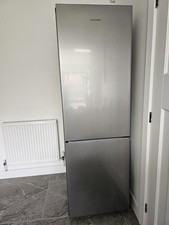 SAMSUNG Series 5 SpaceMax RB33B610ESA/EU  70/30 Fridge Freezer - Silver
