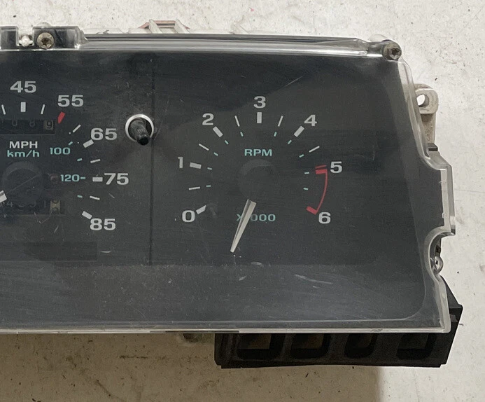 Cuadro de instrumentos velocímetro Ford Ranger-Explorer 1993-1994 F37F-10849-JD 165 K Foto 3 de 4