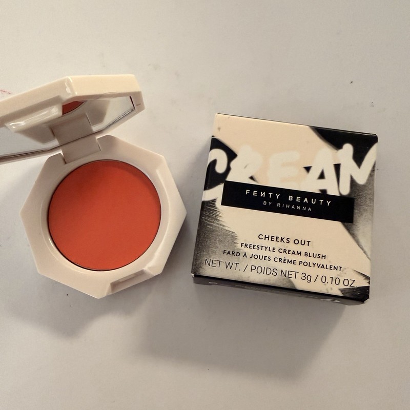 Fenty Beauty Cheeks Out Freestyle Cream Blush Single Peach Face 0.10 oz