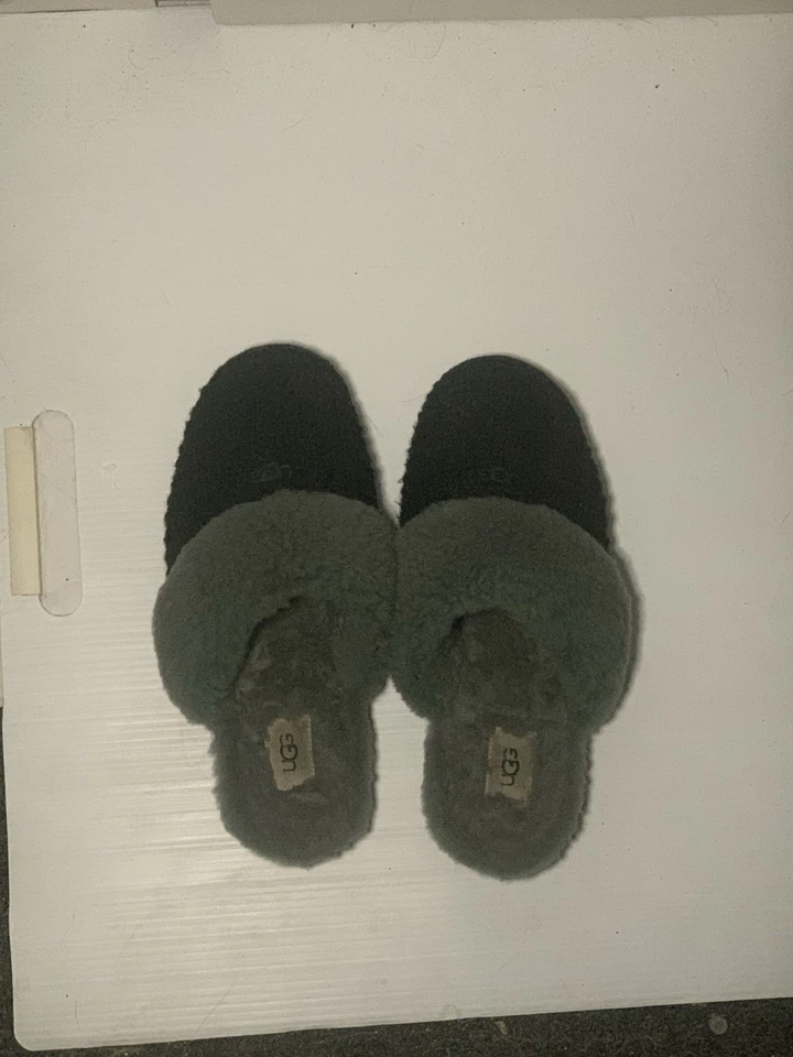 UGG тапочки сандалии открытый слайд тапочки мужской размер 11 черный и серый мех  - Изображение 2 из 4