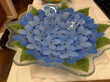 Vintage Peggy Karr Fused Glass HYDRANGEA 15.5" SCALLOPED EDGE