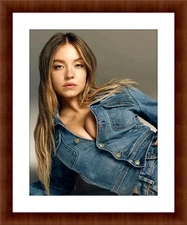 Sydney Sweeney 8.5 x 11 Candid Color Unframed Photograph Collectable Print