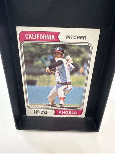 1974 Nolan Ryan Topps Baseball Card - Nolan Ryan Card #20 - Topps 1974 Baseball