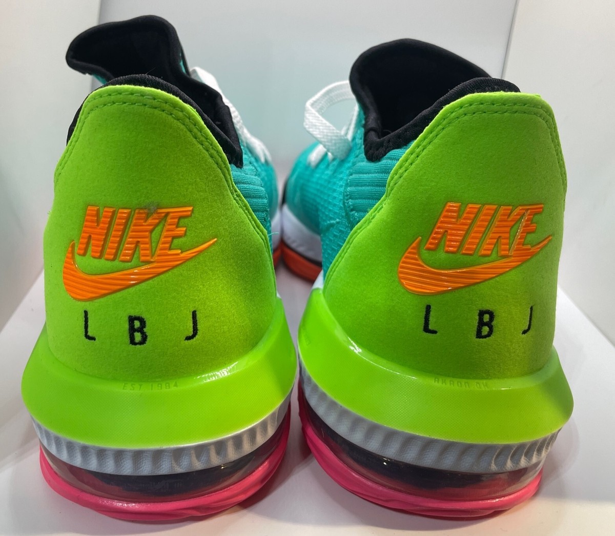 シューズ(男性用) Nike Lebron 16 Low \"Air Max Trainer 2\" Nike Lebron XVI 16 Low Air Max Trainer 2 Hyper Jade Green