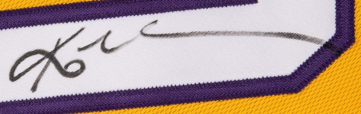 美品！Kobe Bryant K.O.B.E. レコード Kobe Bryant Signed Game Used 2007-08 Los Angeles Lakers