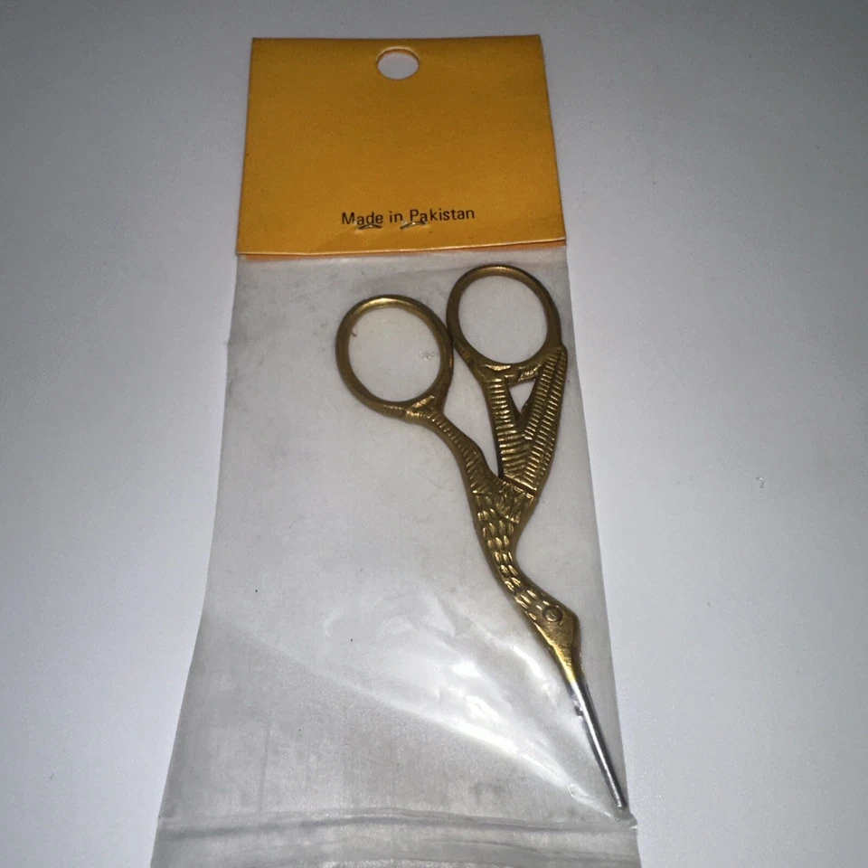 Heron Crane Stork Bird Sewing Embroidery Gold Tone Scissors Marked Pakistan - Image 2 of 4