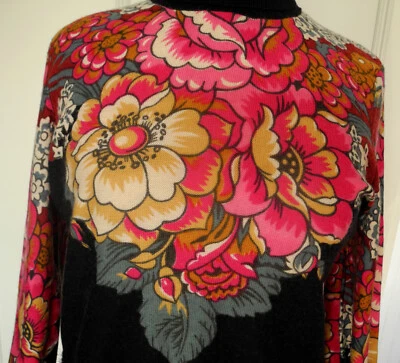 Pull KENZO XL 42/44 noir et multicolore col roulé bas et manches fantaisis - Photo 1/4