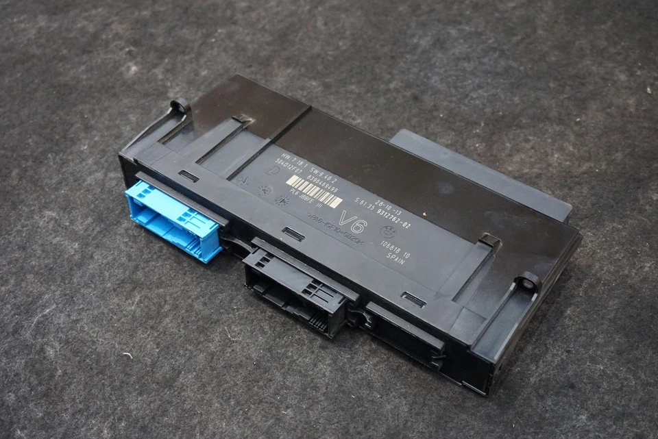 Unidad de módulo de control de potencia de caja de conexiones principal OEM 61359393666 BMW 760i F02 2010-14 Foto 2 de 4