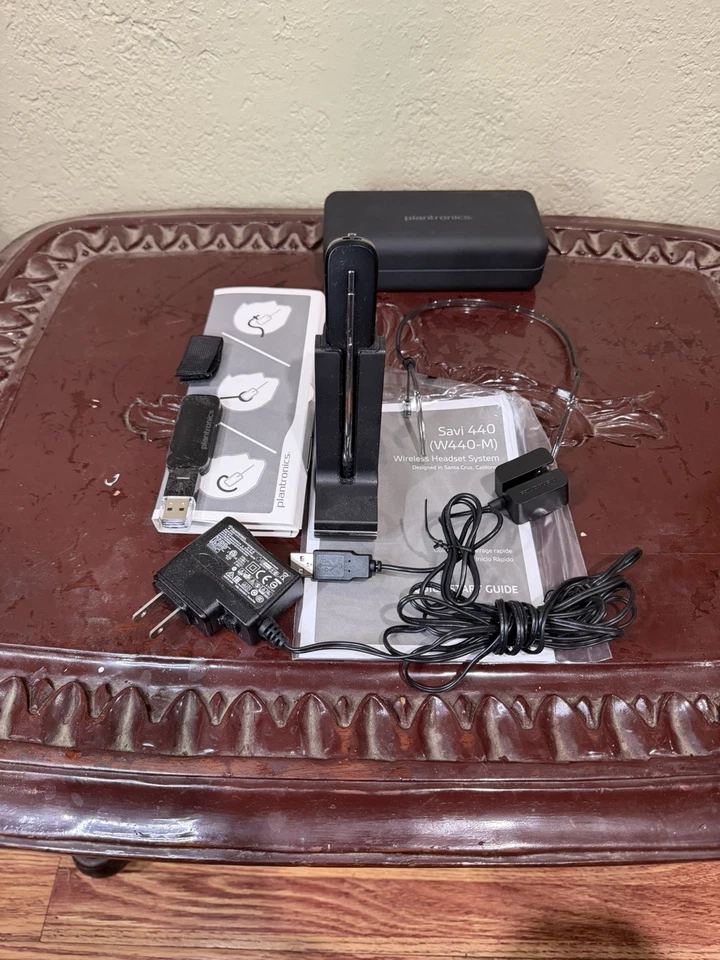 Auriculares inalámbricos Plantronics 203946-01 Savi W440 DECT 6.0 Foto 2 de 4