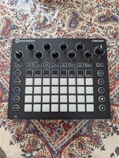 Novation Circuit Groovebox Sampler Sequencer, 32 Pads, Tabletop, Speaker