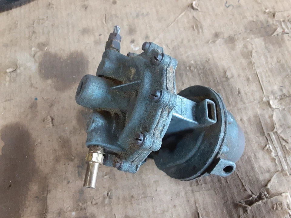 Bomba de combustible 1941-1951 Buick serie 60 70 90 Century Roadmaster Limited Foto 2 de 4