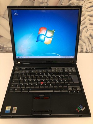 Notebook IBM ThinkPad T40, Type 2373-4BG 14'', P M 1,5 GHz, 2 GB, 60 GB