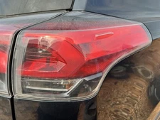 Engine ECM Electronic Control Module VIN F 5th Digit FWD Fits 16-18 RAV4