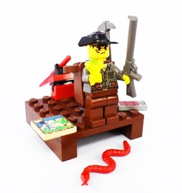 LEGO 5901 River Raft is a 19-piece Adventurers Jungle set released in 1999.