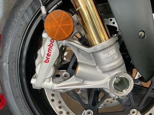 Ducati Panigale V4S 2025 In stock NOW! FREE UK DELIVERY! LOW RATE APR 4.9% - Picture 9 of 16