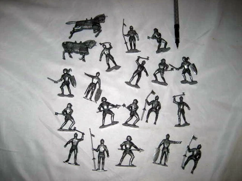 New Marx Toys Re-issue Silver 20 Piece Set Fighting Knights w/warranty