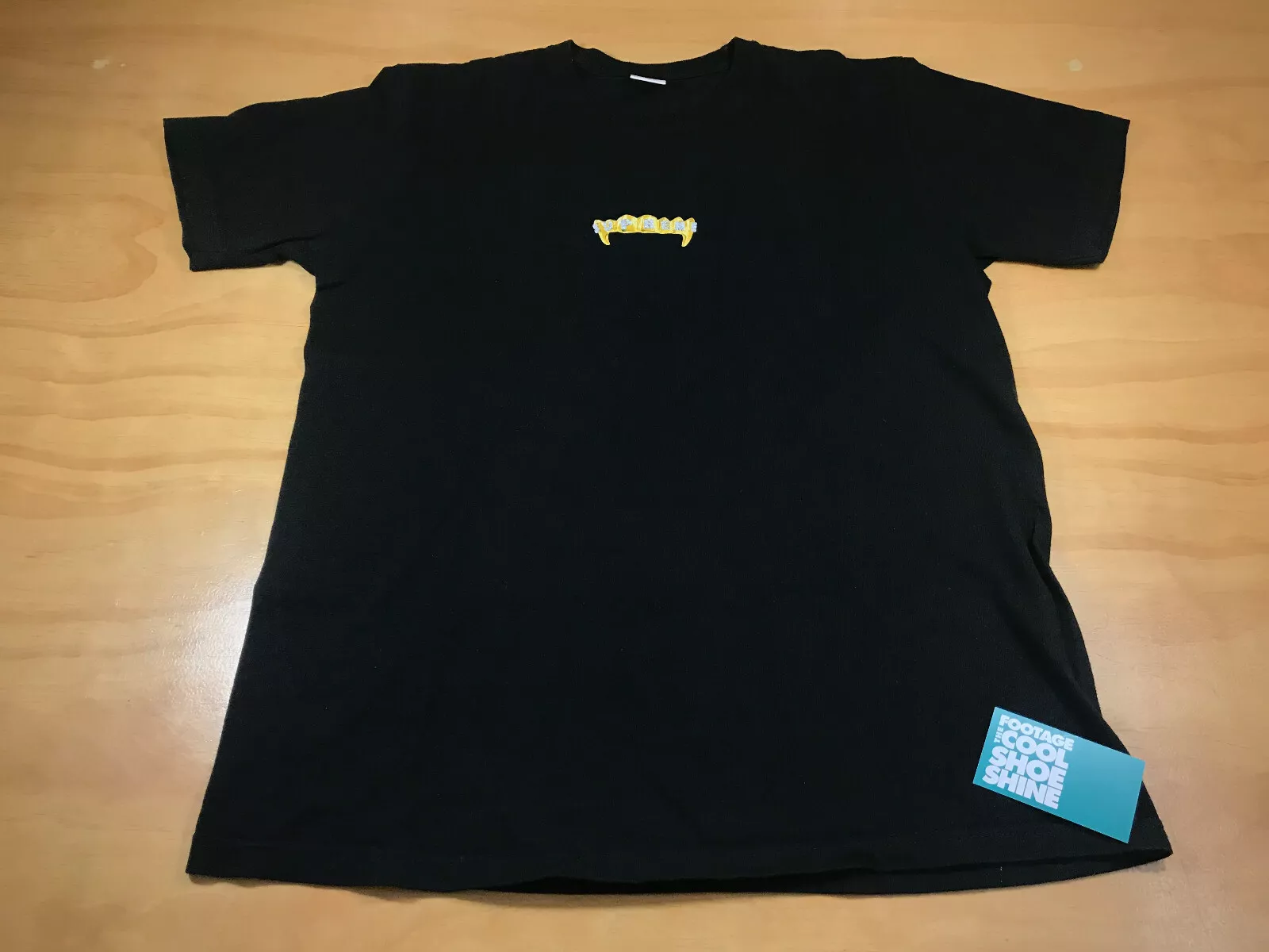 TEE SHIRT 2019 SS19 SUPREME FRONTS NOIR BOÎTE LOGO GRILLE DORÉE ARGENT MOYEN M