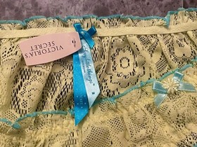 VICTORIA'S SECRET SEXY LITTLE THINGS M YELLOW LACE RUFFLE BLOOMER RARE PANTIES