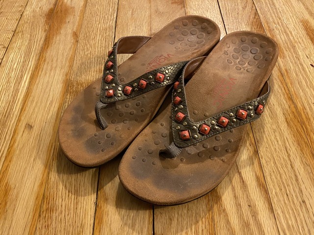 women's vionics on sale