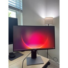 Dell UltraSharp 24" U2419H IPS FHD Monitor w/ Stand  2018  Excellent Condition