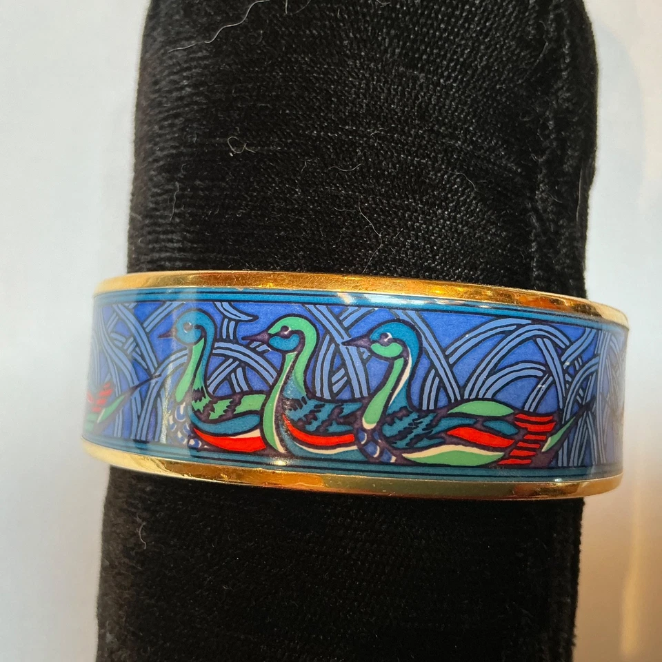 Brazalete Brazalete Ancho HERMES Esmalte PM 65 Borde Dorado PATOS Azul Foto 3 de 4