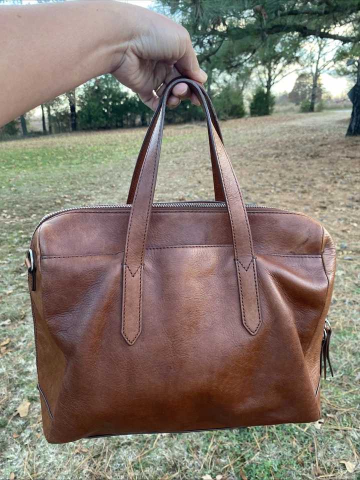 BOLSO DE CUERO MARRÓN CON CARTERA FOSSIL SYDNEY SATCHEL Foto 2 de 4