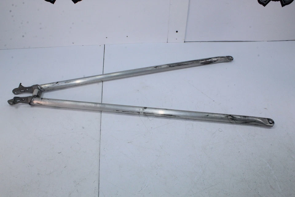 2010 Ski-doo Grand Touring 1200 Se 4 Tec Frame Chasi Support rear member - Image 3 of 4