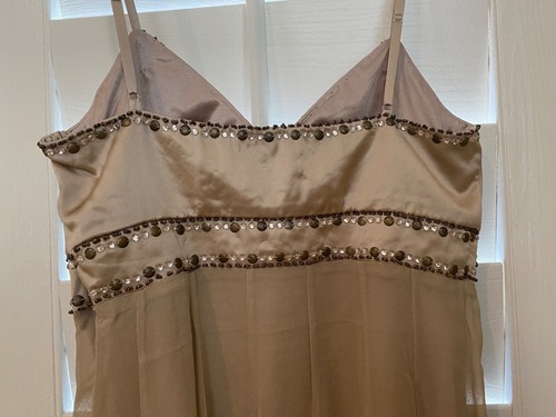 Abito da sera Sue Wong in seta con perline a mano beige taglia 6 (veste 4) nuovo (K) - Foto 6 di 7