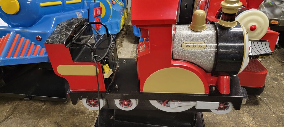 Thomas the Train Coin Operated Kiddie Ride | eBay