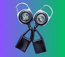 2 lighter leashes 420