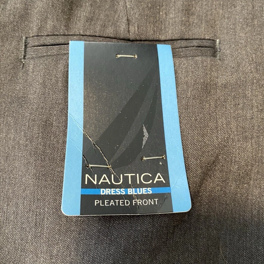 Pantalones de vestir Nautica para niños jóvenes talla 20 regulares plisados al frente nuevos con etiquetas $42.50 Foto 2 de 4