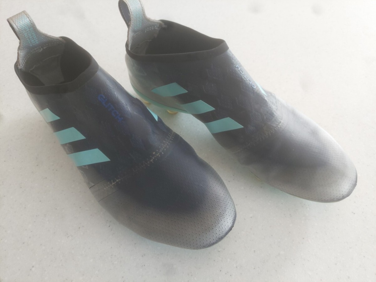 Adidas glitch Outer Skin Size UK (Fluidoskin 026)