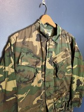 Chaqueta de Campo Bolsillo Inclinado Camuflada Polin Rip Stop Polin BDU Ejército de Estados Unidos De Colección Años 70 Talla XS
