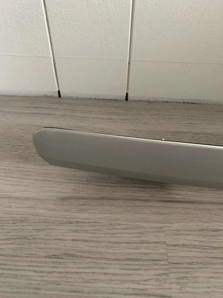 07 08 09 10 11 OEM Toyota Camry Rer maletero puerta trasera moldura adorno puerta levadiza moldura Foto 4 de 4