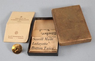 Marquis de Lafayette Washington Medallion Scovill Rev War Restrike Button