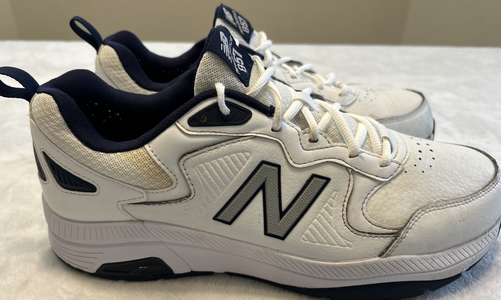 New Balance Men's Size 10 4E MX857WN3 White Blue Cross Training Walking Shoes