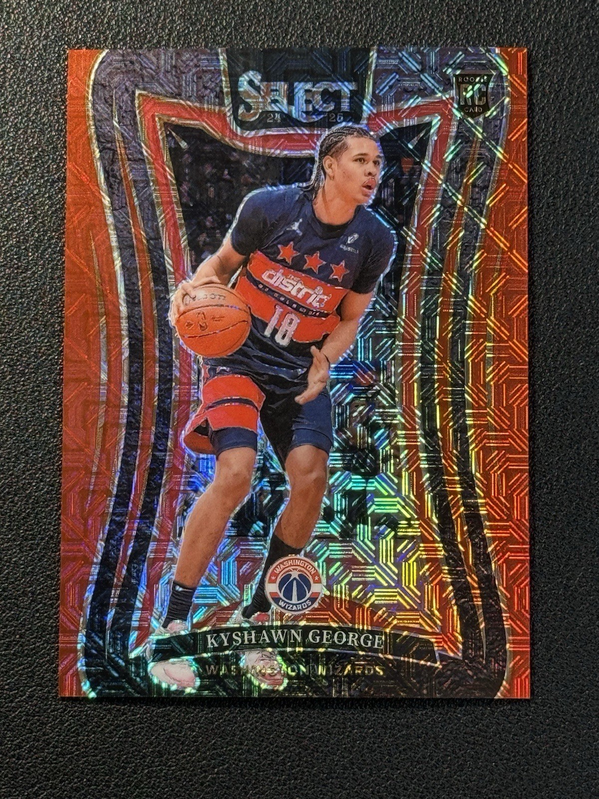 2024-25 Panini Select Mezzanine Level #374 Kyshawn George Red Mojo /20 RC