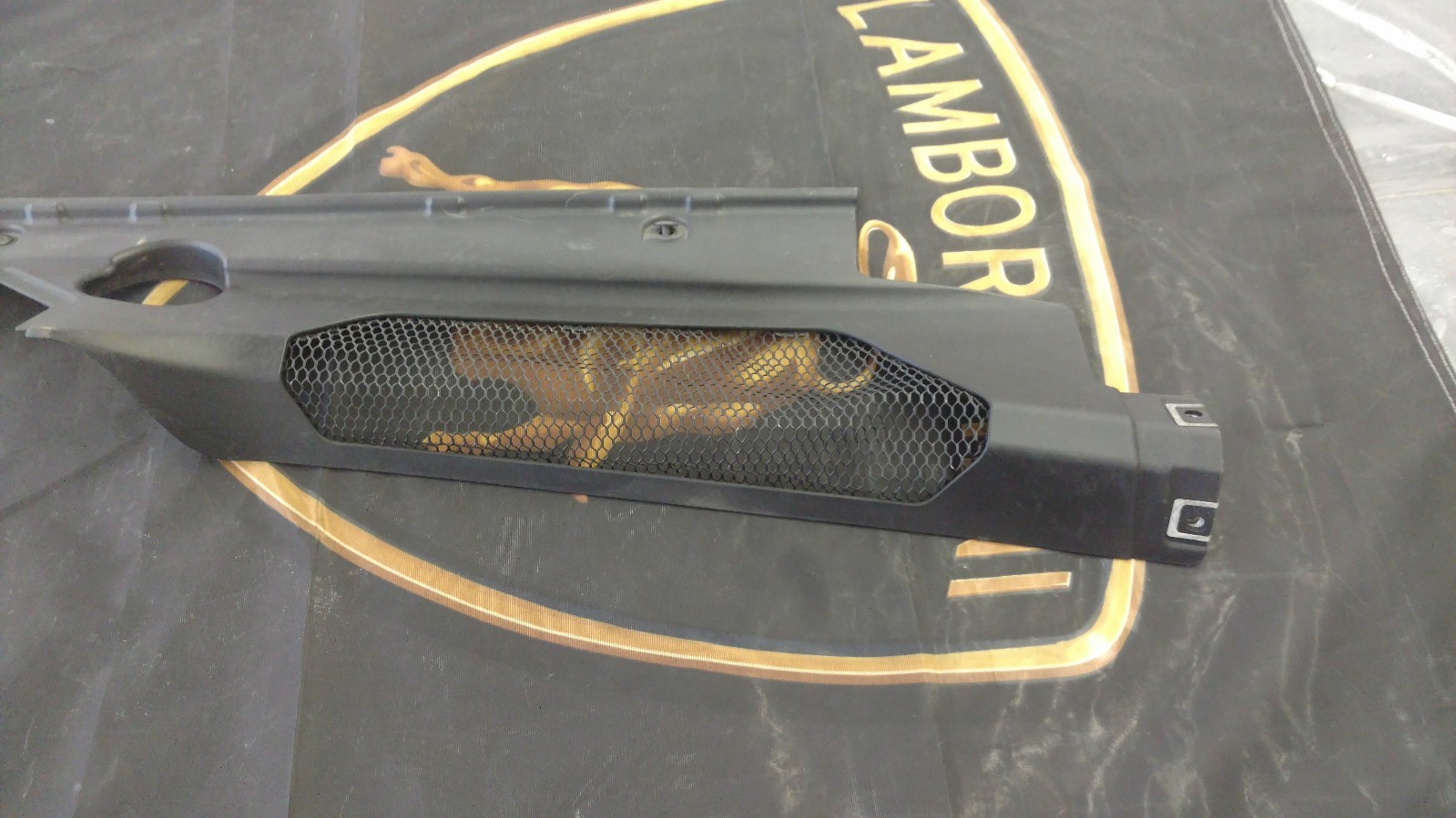LAMBORGHINI GALLARDO LP560 SIDE GRILL ENGINE COVER OEM 07L103723M